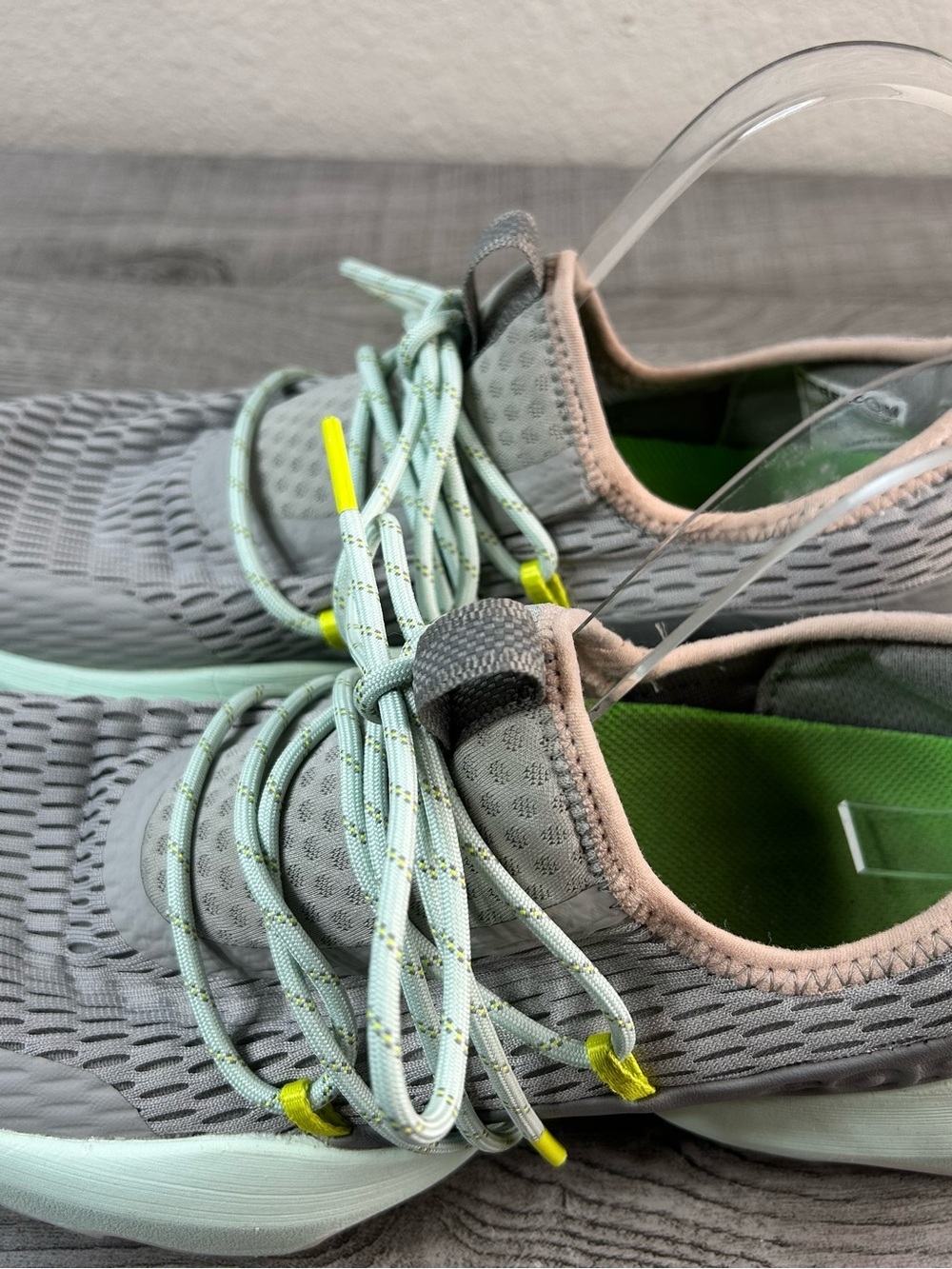Sorel Kinetic Impact Light Gray & Mint Athletic Sneakers Women’s Size 9 Seafoam - Picture 7 of 12
